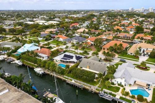 Luxury Waterfront Château with Boat Dock + Lift!