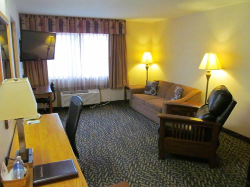 Fireside Inn and Suites