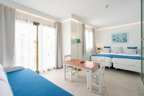 room detail thumbnail 0