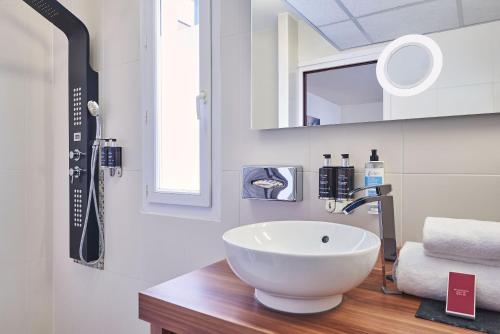 Hotel Gatsby by Happyculture - Room service disponible - image 9