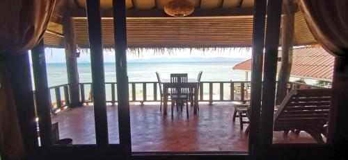 Ko Phangan Beach Cottages