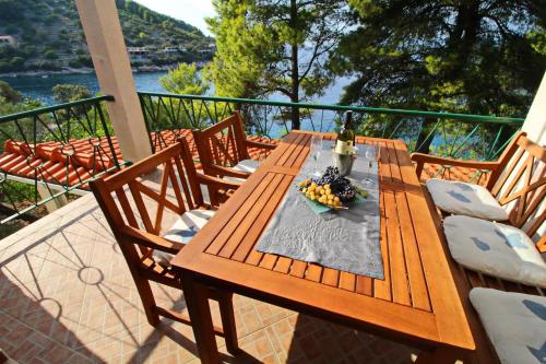  Apartments Sunset, Pension in Blato