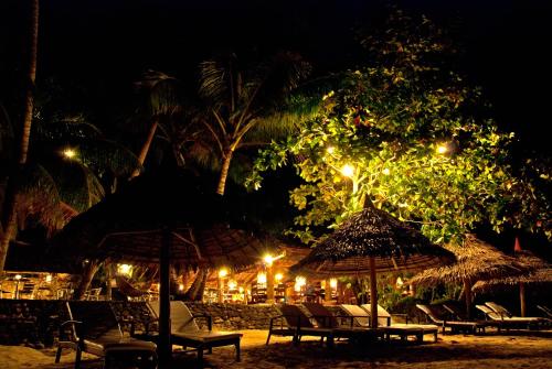 Food and beverages, Easy Diving and Beach Resort in Sipalay