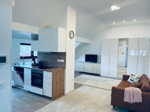 Villa Kovačeva 15, app 2, free parking, Ljubljana (photo 2)