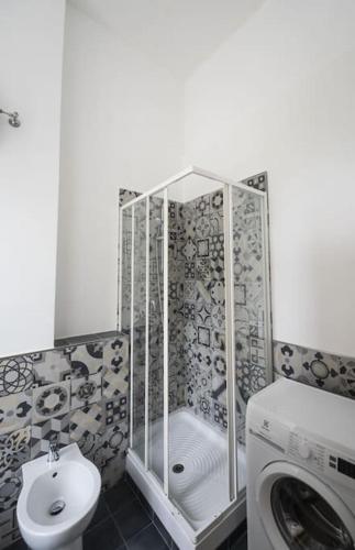 Lovely and new apartment near Termini Station, Roma (foto 10)