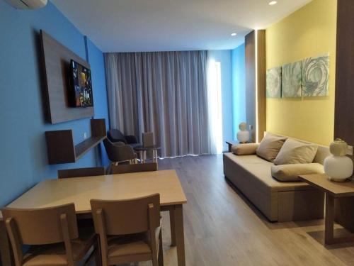 Melini Hotel Suites image 41