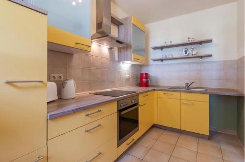 Konyha, F-1108 Häuser Prosnitz Haus02 Terrasse, Gartennutzung (F-1108 Hauser Prosnitz Haus02 Terrasse, Gartennutzung) in Gustow