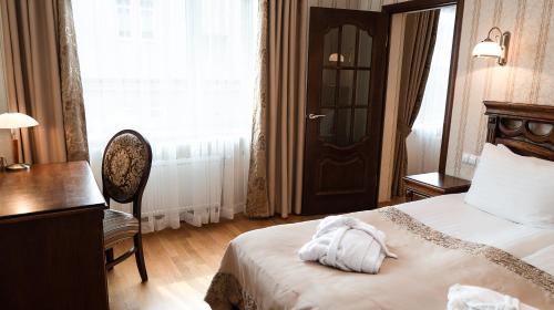 Hotel Lviv - image 6
