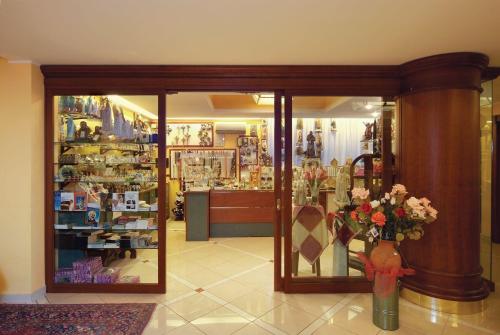 Hotel Parco Delle Rose - image 5
