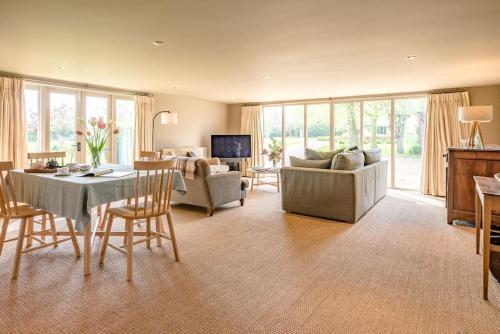 Gardiners Cottage Barn, Braiseworth in 艾市