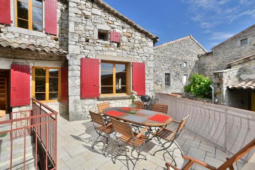 Maison Le Levant - Maison typique au coeur de l'Ardèche - Location saisonnière - Chauzon