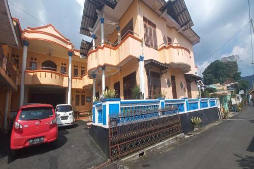 OYO 92631 Hotel Dan Aula Wahyu Sari B