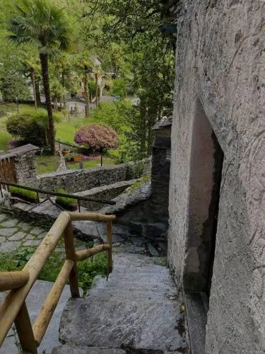 Rustico Leoro in Ponte Brolla, Schweiz