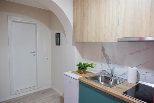 Three doors apartments, Strawberry Studio, Tirana (photo 9)