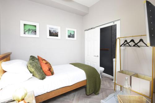 Single room, deluxe