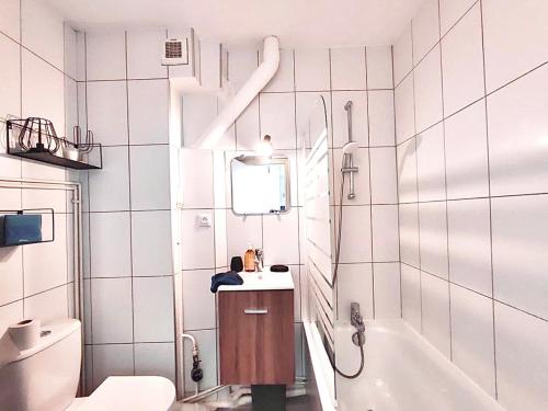 Bathroom, Cosy appartement a proximite de PARIS in Savigny Sur Orge