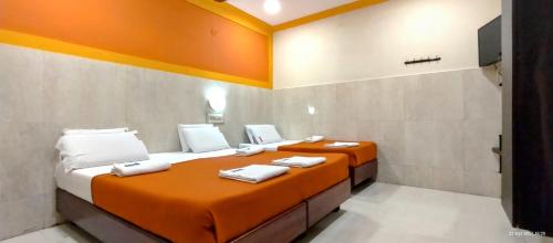 Sarovara Deluxe Rooms in Chennai