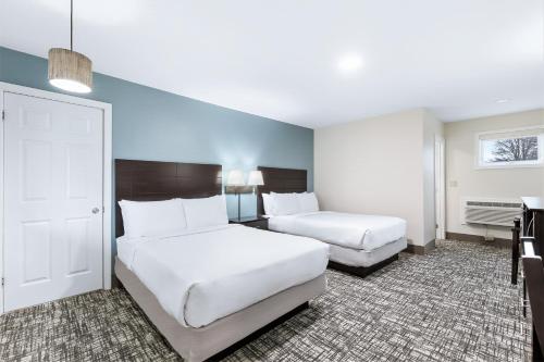 Top Notch Inn Room Type - Deluxe Double Room