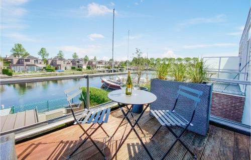  2 Bedroom Awesome Home In Oude Tonge in Oude-Tonge
