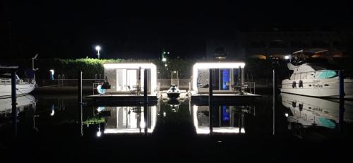 Marina degli Estensi Floating Resort