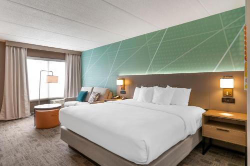Comfort Inn & Suites Watertown - image 12