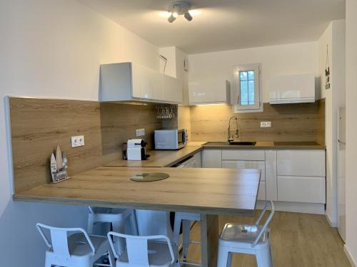 LA BADINE Appartement rénové Haut de gamme Balneo Climatisation 5