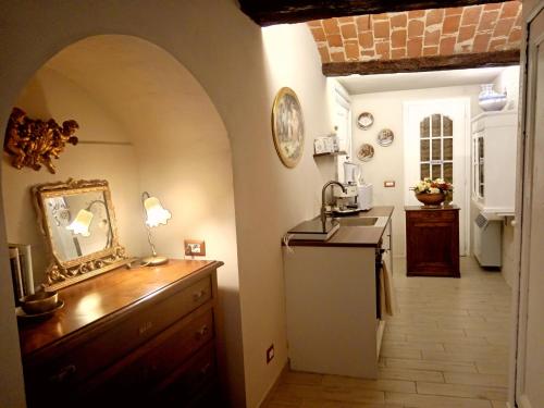 virtuve, Teresa al Belvedere Rooms&HolidayApartments Camere&Appartamenti in Castellinaldo