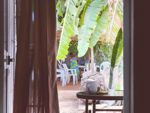 balcon/terrasse, Casa Cacheu low cost family house in Bissau