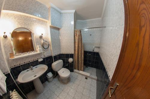 Hali Hotel - image 8