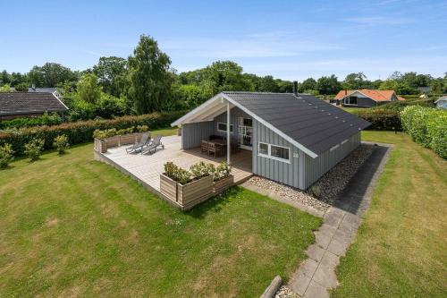  Holiday Home With Sauna, Hot Tub And Sea View in Sarup