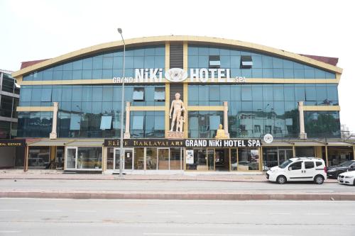 Grand Niki Hotel & Spa