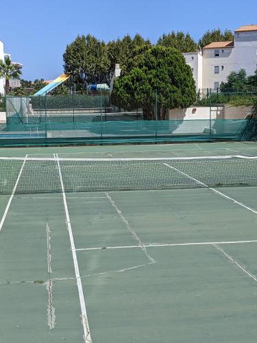 Tennis court, appartement Cap d'Agde near La Cabane du Mail
