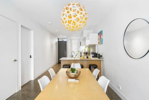 المرافق, Hobsonville Point Enchanter with Parking and Wi-fi in هوبسونفيلي