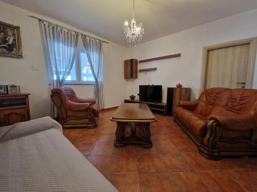 Apartments and room Suza in 塞尼