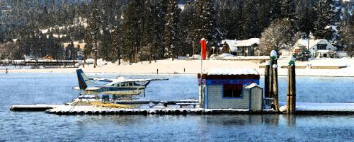 LAKE SONG OVERLOOKING LAKE COEUR D ALENE