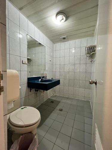 Bathroom, Dajenshan Hotel in Kenting