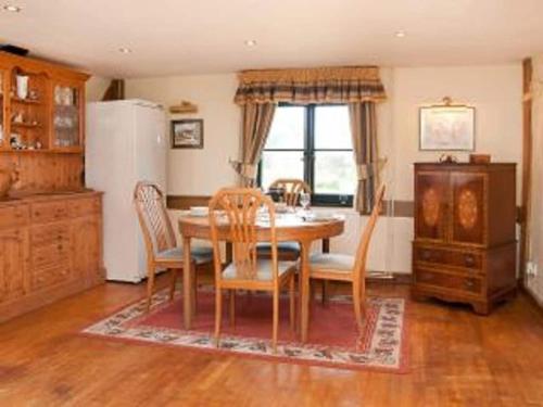 Paddock Barn ~ Short & Long term stay, pets welcome ~ Woodbridge, Framlingham ar in Debach