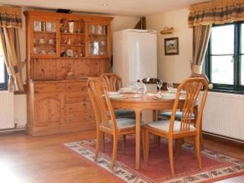 Paddock Barn ~ Short & Long term stay, pets welcome ~ Woodbridge, Framlingham ar in Debach