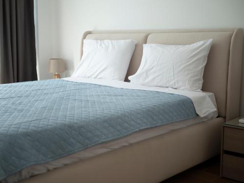 Deluxe Double Room with Balcony and Sea View image 5
