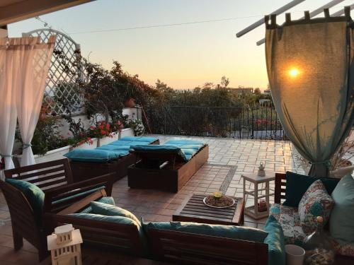  DOMUS PARVA - Villa con bio-piscina, spa privata e appartamenti panoramici in Bacoli