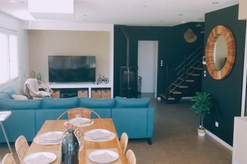 Спільний лаунж/ТБ зона, Villa Mon Rêve 12 pers à 500m de la plage (Villa Mon Reve 12 pers a 500m de la plage) in Брехаль