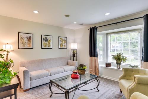 Charleston Vacation Rental with Yard! in Charleston, USA