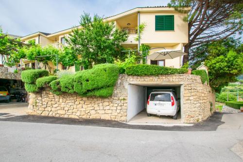 House Mirjana, Rab