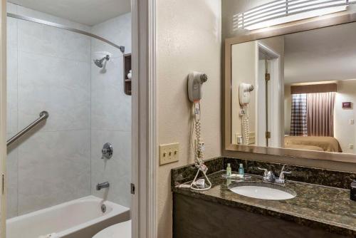 Quality Inn Conyers I-20 Quality Inn Conyers I-20