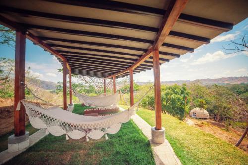 465136535 Alaya Yoga & Surf & Retreat