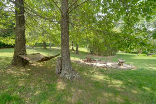 'Lakewood Lodge' Hiwassee Cabin w/ Dock Access! - image 2