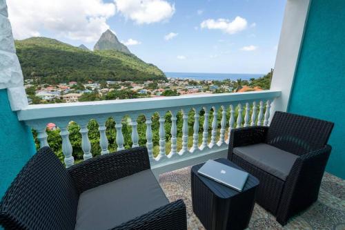 . Sapphire Villa 4 - Pitons & Ocean Views + Beach