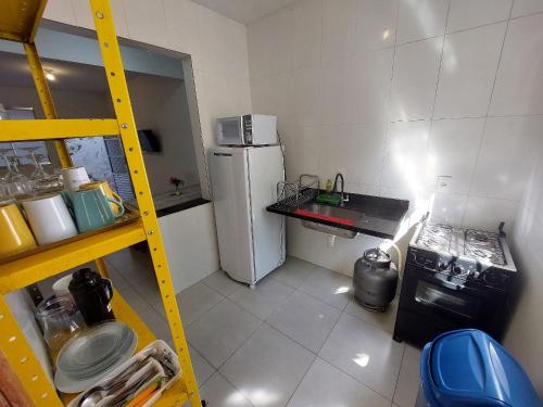 keuken, Casa completa e aconchegante em Ribeirão das Neves (Casa completa e aconchegante em Ribeirao das Neves) in Ribeirao Das Neves