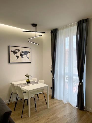 Luxury Downtown - Milan MF Apartments, Milan (photo 8)