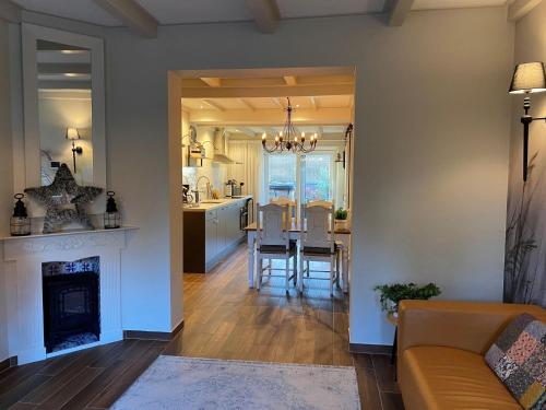 Seaside Escape with Comfort in Paesens